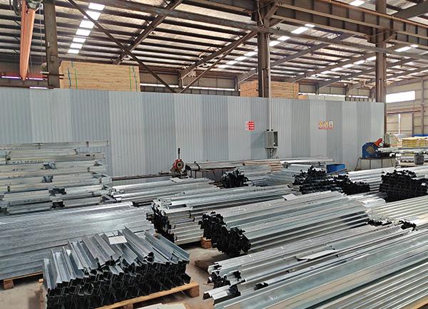 廠房實景（半成品）