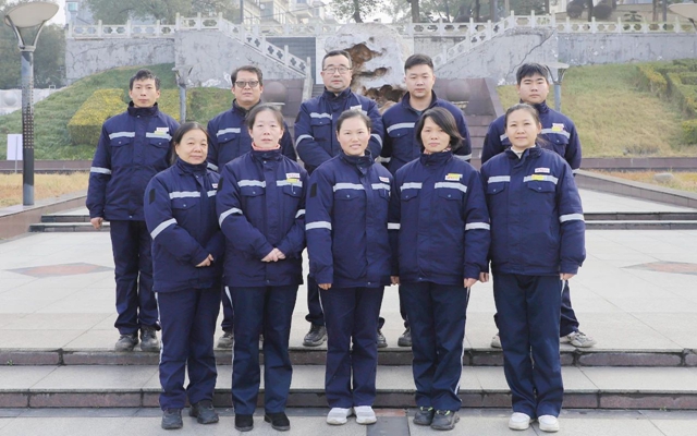 喜報(bào)！全國表彰，股份公司猇亭片區(qū)電解四班榜上有名！